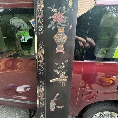 HC-001 — Shanghai Eight-Panel Carved Lacquer Screen (view 7)