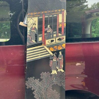 HC-001 — Shanghai Eight-Panel Carved Lacquer Screen (view 10)
