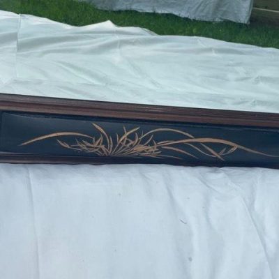 HC-007 — Black-and-Gilt Chinese Decorative Mirror (view 7)