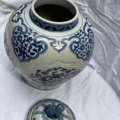 HC-009 — Large Chinese Blue-and-White Covered Porcelain Jar with Guardian-Lion Finial (view 3)