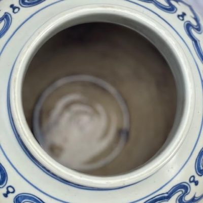 HC-009 — Large Chinese Blue-and-White Covered Porcelain Jar with Guardian-Lion Finial (view 8)