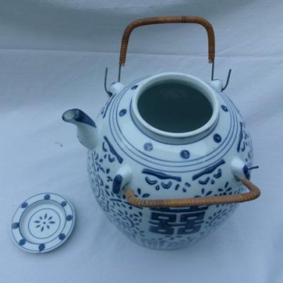 HC-012 — Chinese Bamboo-Handled Teapot (view 8)