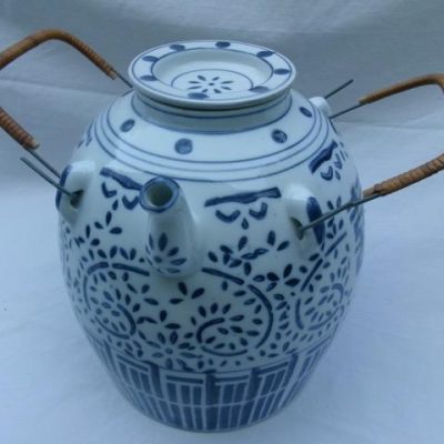 HC-012 — Chinese Bamboo-Handled Teapot (view 13)