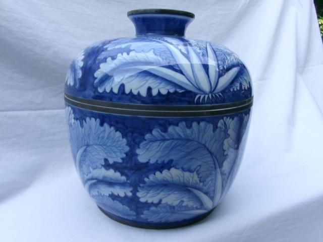 HC-013 — Large Chinese Blue-and-White Covered Vessel