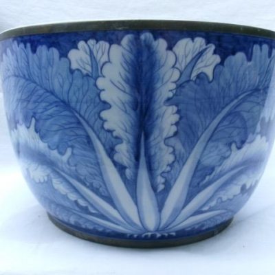 HC-013 — Large Chinese Blue-and-White Covered Vessel (view 12)
