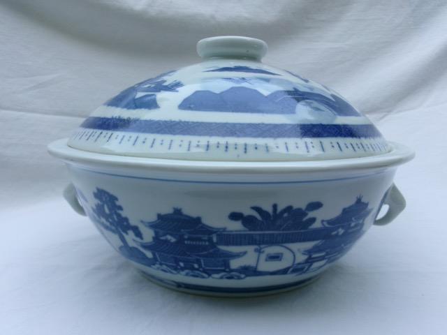 HC-024 — Large Chinese Blue-and-White Covered Porcelain Tureen