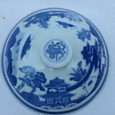 HC-024 — Large Chinese Blue-and-White Covered Porcelain Tureen (view 17)
