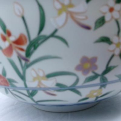 HC-025 — Scalloped Porcelain Floral Bowl (view 17)